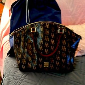 Dooney & Bourke signature dome satchel